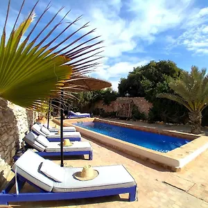 https://dar-mayssoun.essaouirahotels.net